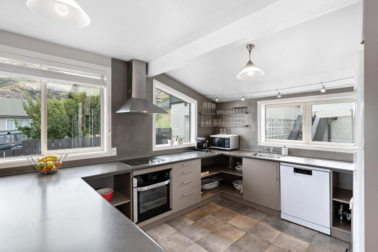 Lake And Mountain View Living Queenstown Bagian luar foto