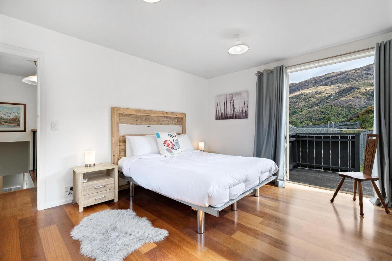 Lake And Mountain View Living Queenstown Bagian luar foto